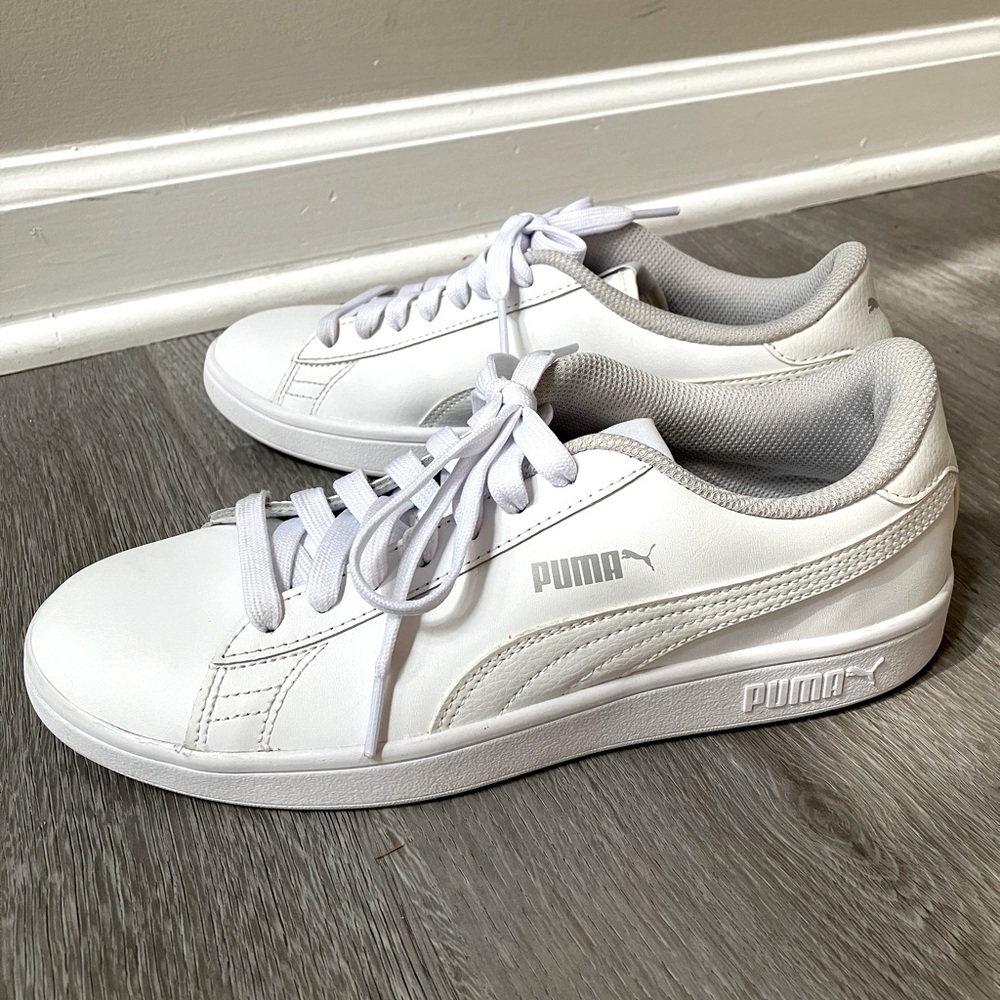 PUMA White Leather Sneakers Kids Size 7C Boys Girls Softfoam Optimal Comfort